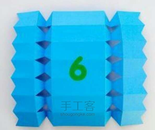 DIY立体糖果包装纸 第5步