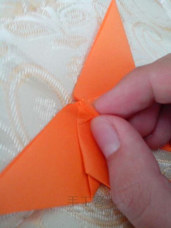 蝴蝶制作  折纸教程 第9步