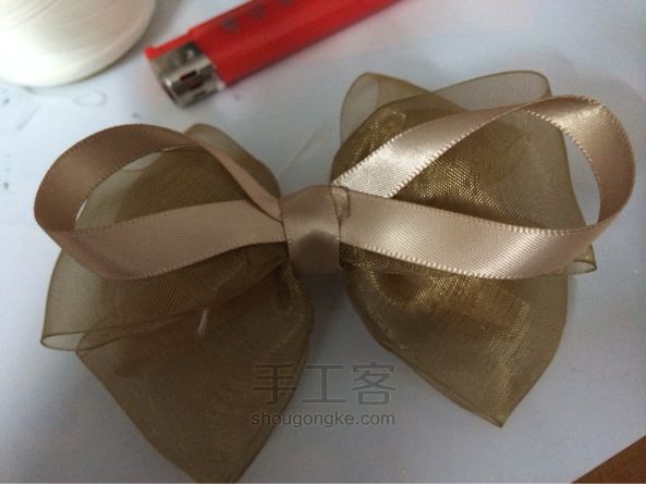 典雅丝带蝴蝶发夹  DIY 手工制作教程 第6步