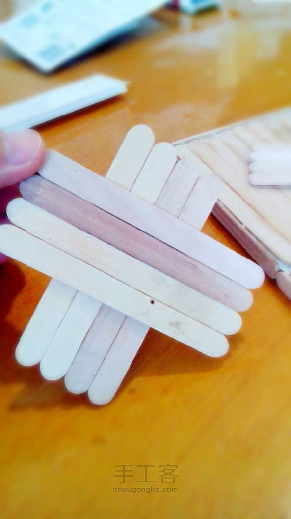 雪糕棍打造完美小茶盘  DIY手工制作教程 第8步