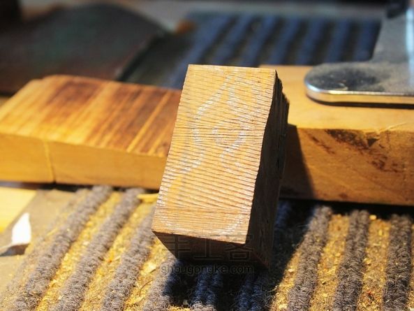 手工制作的木质葫芦~ DIY手工制作教程 第2步