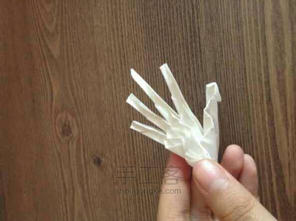 纸制骷髅手折纸方法 第30步