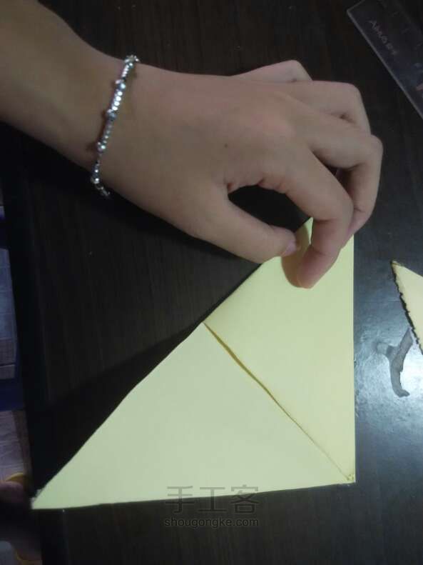 书角书签【三角形压花书签】DIY制作方法 第12步
