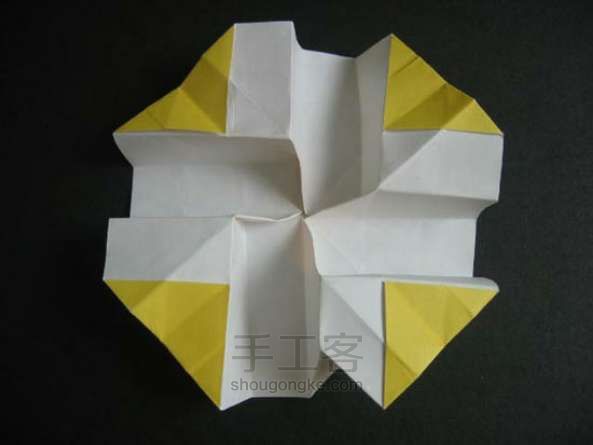 玫瑰花折纸方法 第35步
