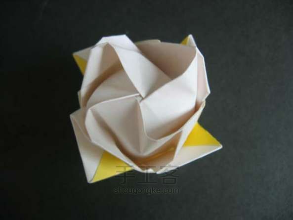 玫瑰花折纸方法 第45步