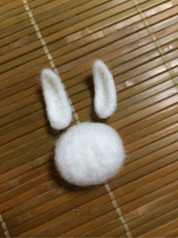 羊毛毡小兔子制作教程 第3步