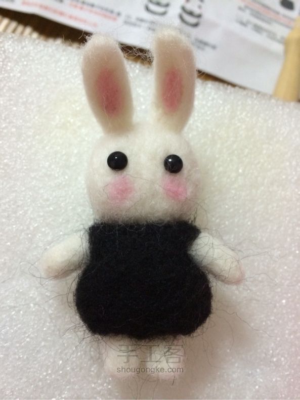 羊毛毡小兔子制作教程 第14步
