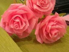 跟那个川崎玫瑰比起来更喜欢这种，简单又好看。。