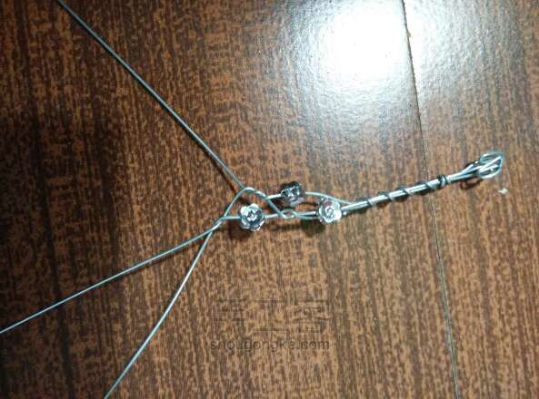 串珠手镯的制作方法。。。 第7步