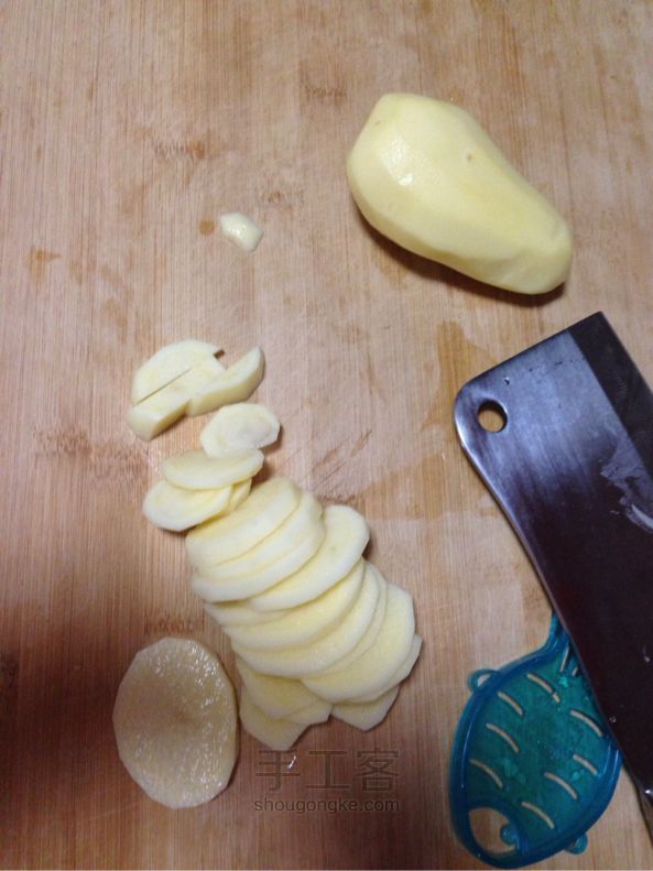 教你做土豆泥 美食教程 第1步