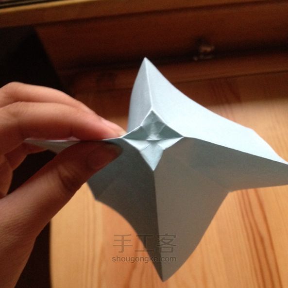 美腻的蝴蝶结折纸方法 第5步