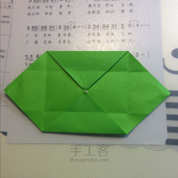 手工纸盒折纸方法 第5步