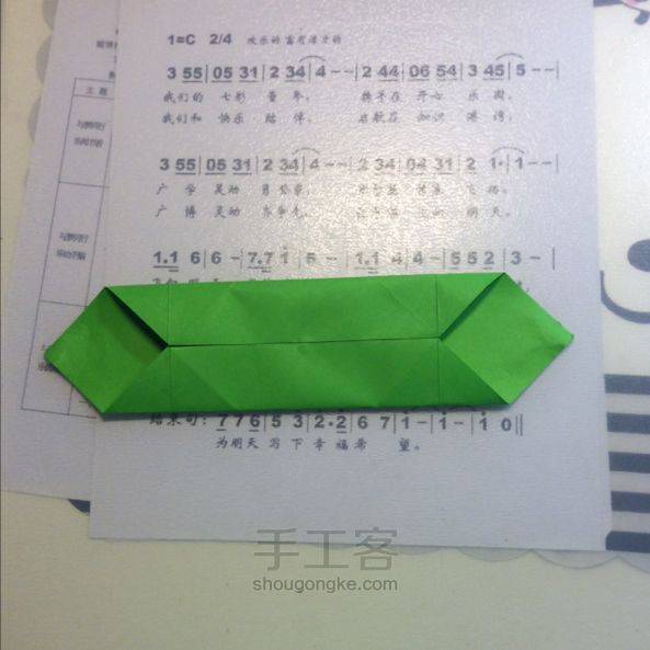 手工纸盒折纸方法 第6步