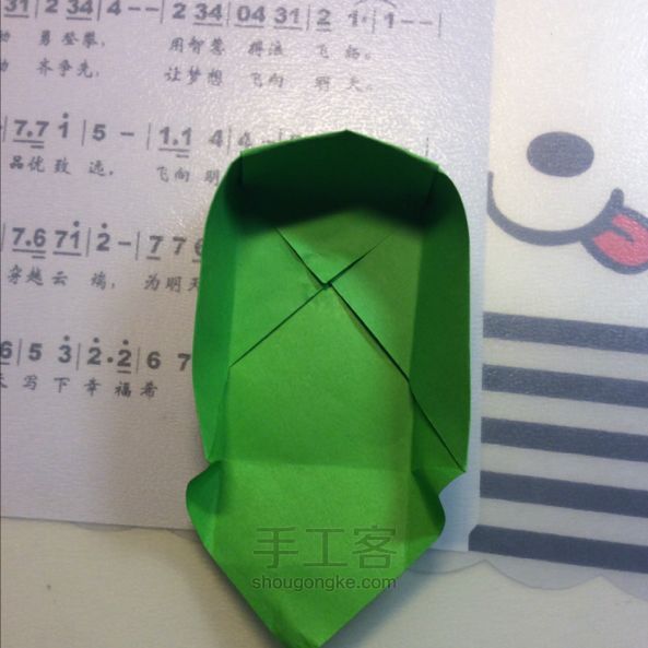 手工纸盒折纸方法 第8步