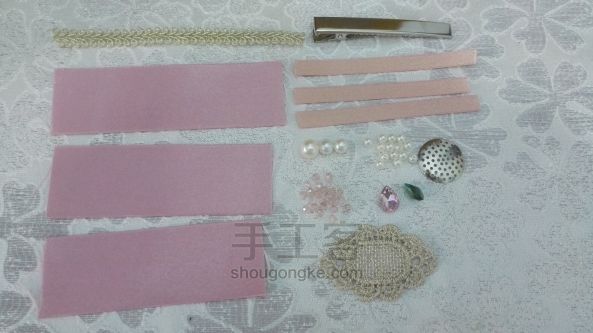 时尚韩版淑女粉色水钻珍珠缎带发饰头饰DIY方法 第1步