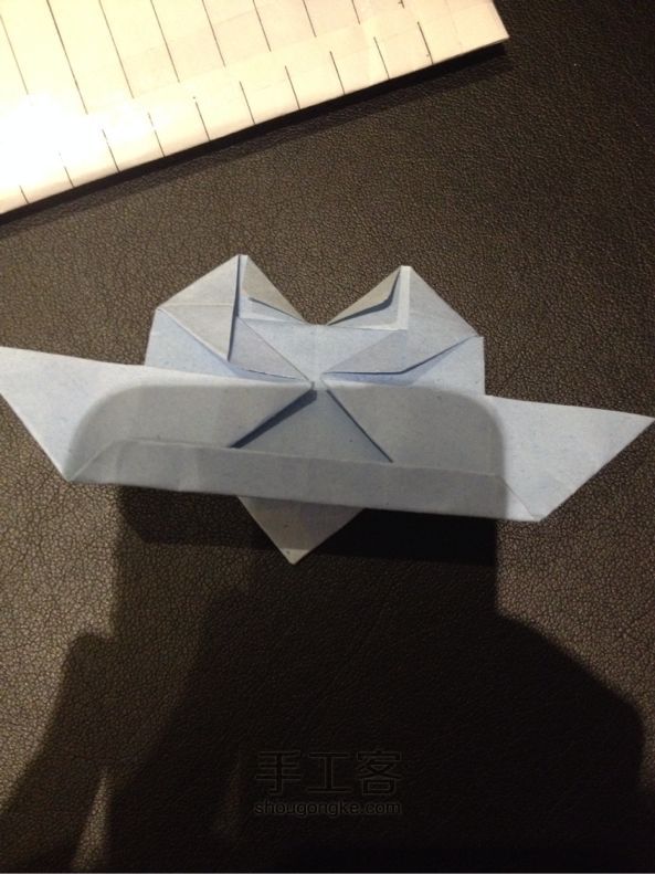 简单的翅膀爱心折纸方法 第15步