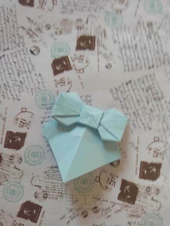 可爱蝴蝶结折纸方法 第24步