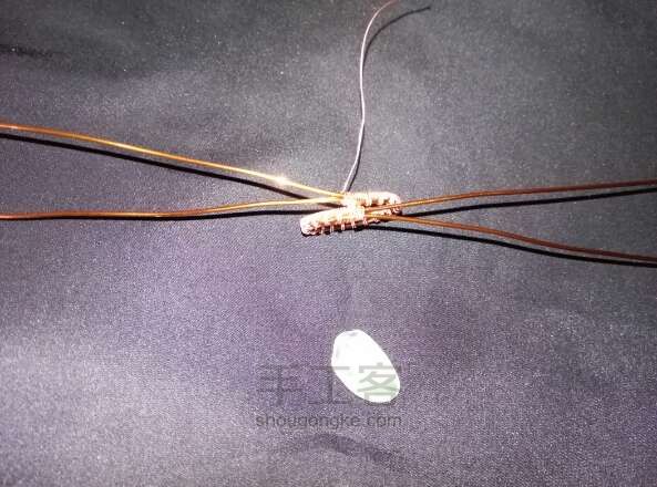 葡萄石戒指一枚，帽帽家的水晶DIY方法 第5步