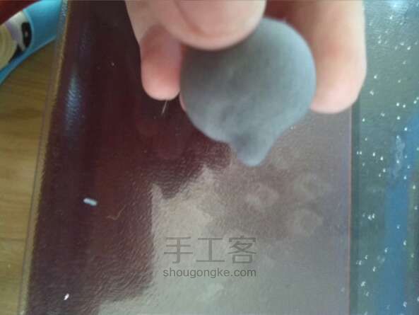 轻粘土教程 做一个可爱的小象 第1步