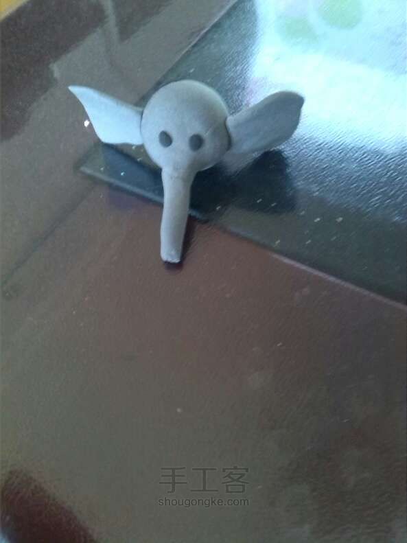 轻粘土教程 做一个可爱的小象 第6步