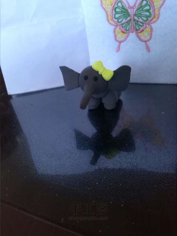 轻粘土教程 做一个可爱的小象 第13步