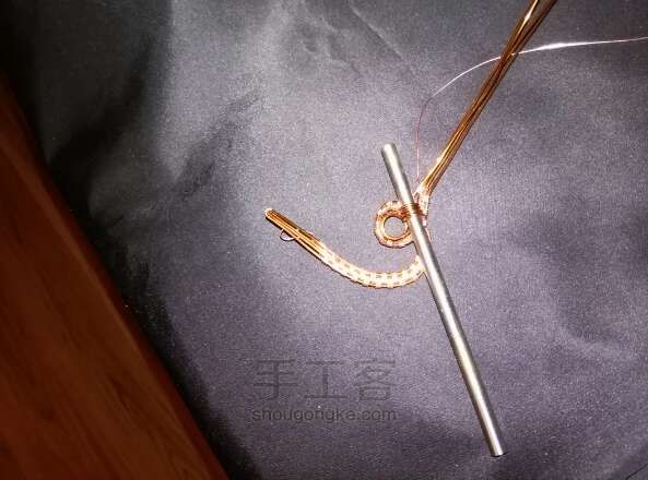 绕线心形吊坠1手工制作教程 第12步