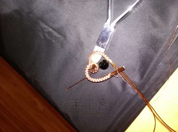 绕线心形吊坠1手工制作教程 第15步