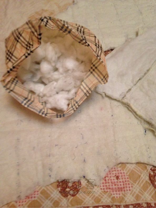 过时的棉衣外套拆棉做棉被 旧物改造 第2步