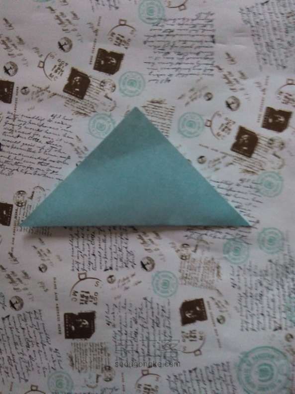 四角香盒折纸方法 第2步