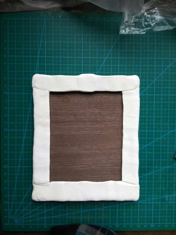 手工相框轻粘土制作方法 第3步
