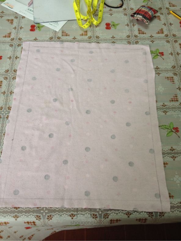 水果篮和旧衣服改杂物等篮 旧物改造 第3步