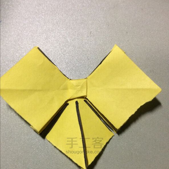 纸做的蝴蝶结🎀教程 第12步