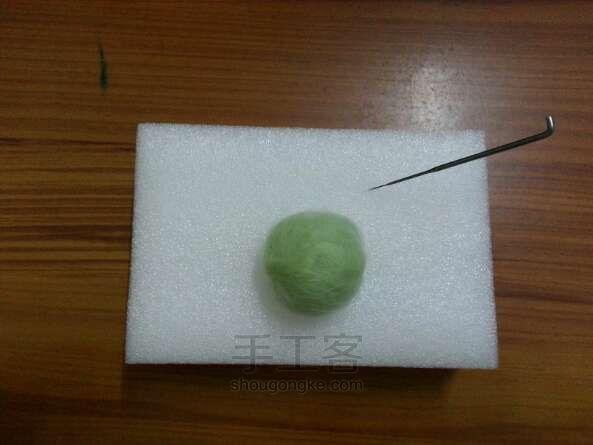 羊毛毡雏菊手机防尘塞教程 第2步