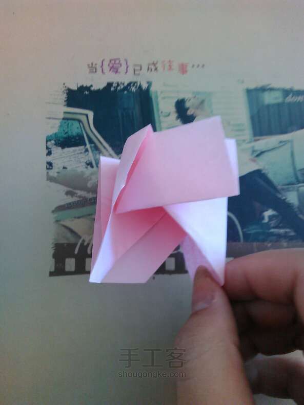 唯美折纸玫瑰教程 第24步