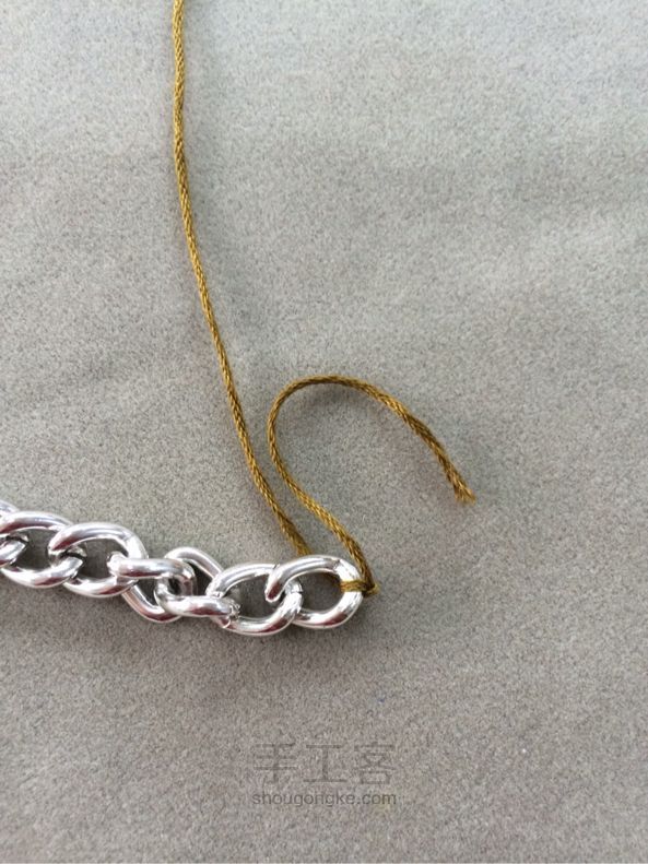 蒂哩哩编织项链教程-冬天里暖暖的饰品 第3步