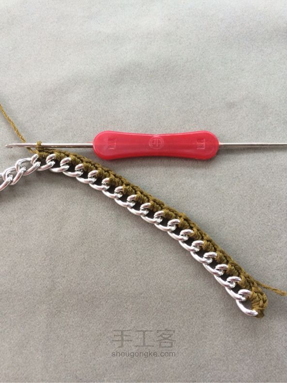 蒂哩哩编织项链教程-冬天里暖暖的饰品 第6步