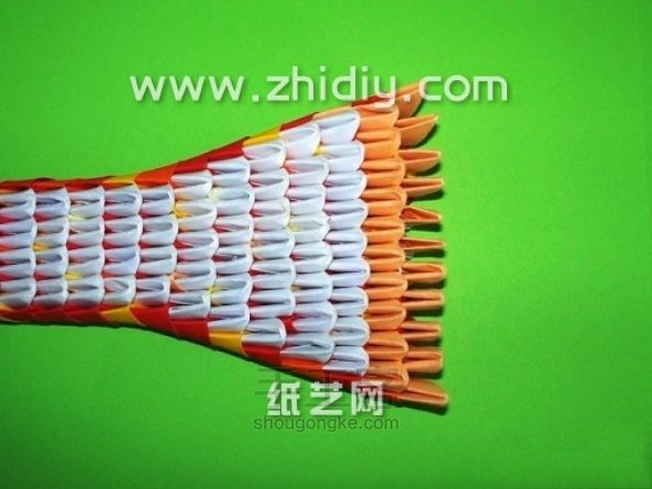 折纸三角插眼镜蛇手工制作教程 第29步