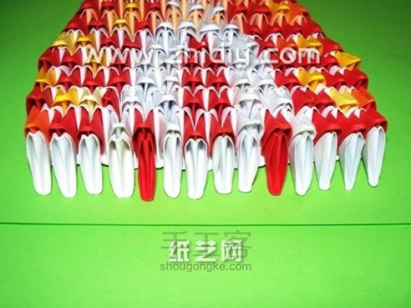 折纸三角插眼镜蛇手工制作教程 第32步