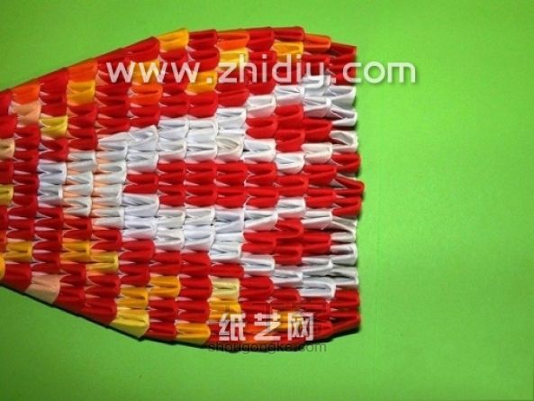 折纸三角插眼镜蛇手工制作教程 第36步