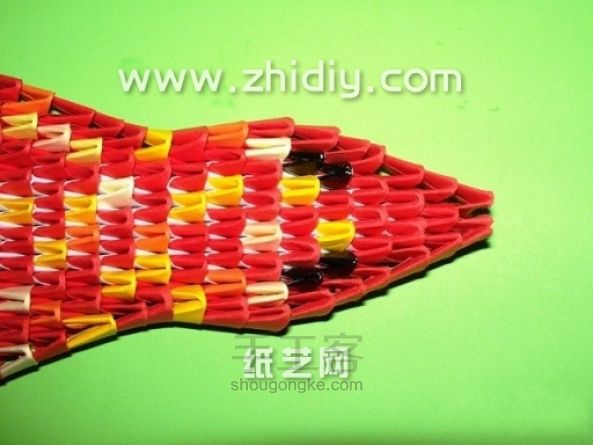 折纸三角插眼镜蛇手工制作教程 第41步