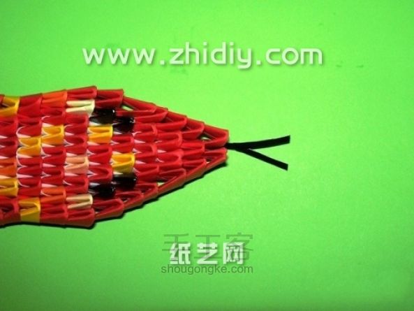 折纸三角插眼镜蛇手工制作教程 第42步
