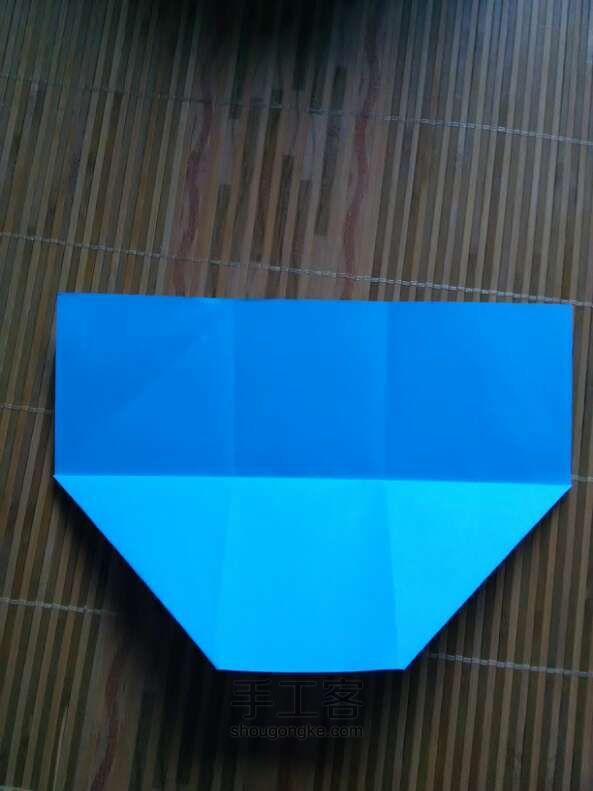 正方体盒子折纸教程 第4步