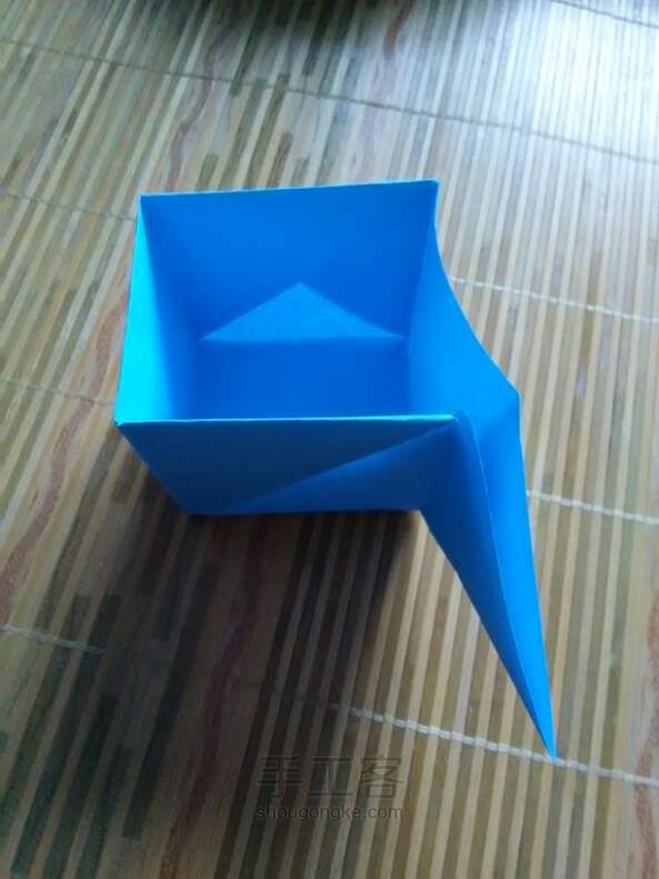 正方体盒子折纸教程 第6步