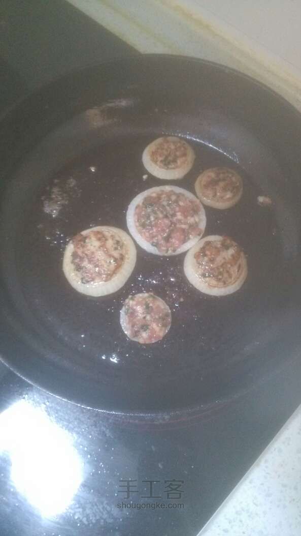 洋葱圈肉饼制作教程 第7步