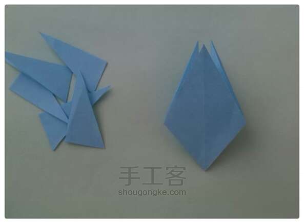 举一反三~六瓣百合花折纸教程 第8步