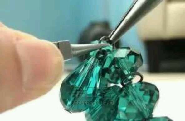 美丽的绿水晶项链 第2步