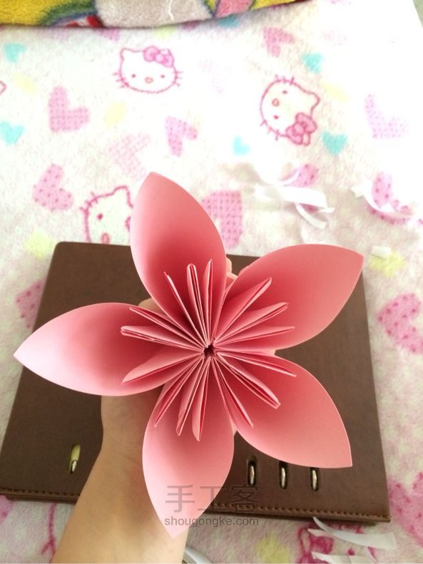 【折纸】烂漫樱花基本单元做法 第14步