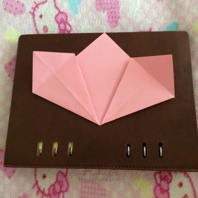 【折纸】烂漫樱花基本单元做法 第6步