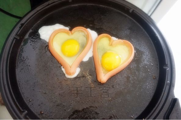 爱心鸡蛋制作教程 第7步