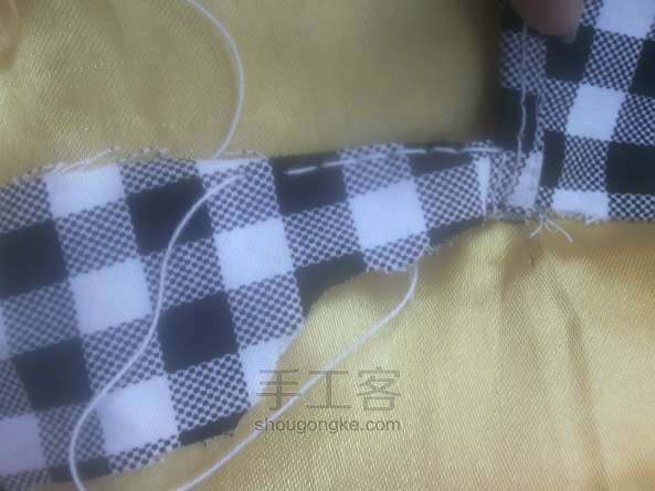 小香风迷你风衣套装制作教程 第3步